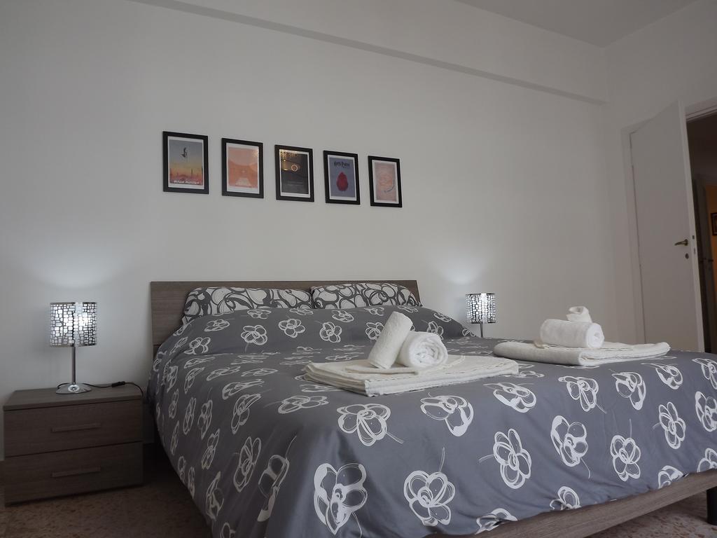 Casa Vacanze Kokoroma Cipro Al Vaticano Bilik gambar